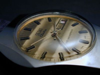 Comparing Displex & Brasso when used to polish a watch glass